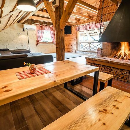 Apartment With Sauna Pr' Geci Dobova Dış mekan fotoğraf